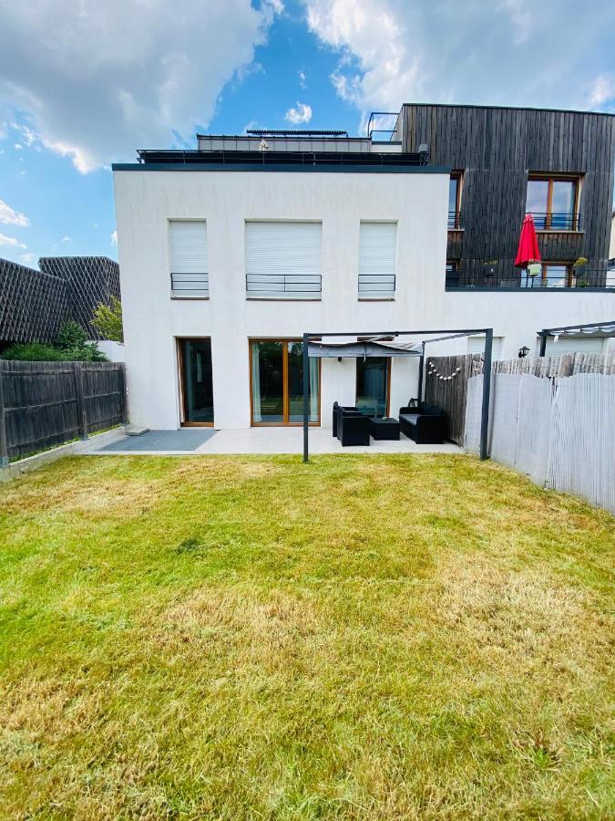 Family Apartment Disneyland-Paris, Garden&Parking Монтеврен Екстериор снимка