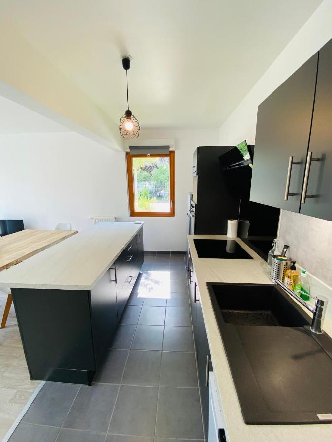 Family Apartment Disneyland-Paris, Garden&Parking Монтеврен Екстериор снимка