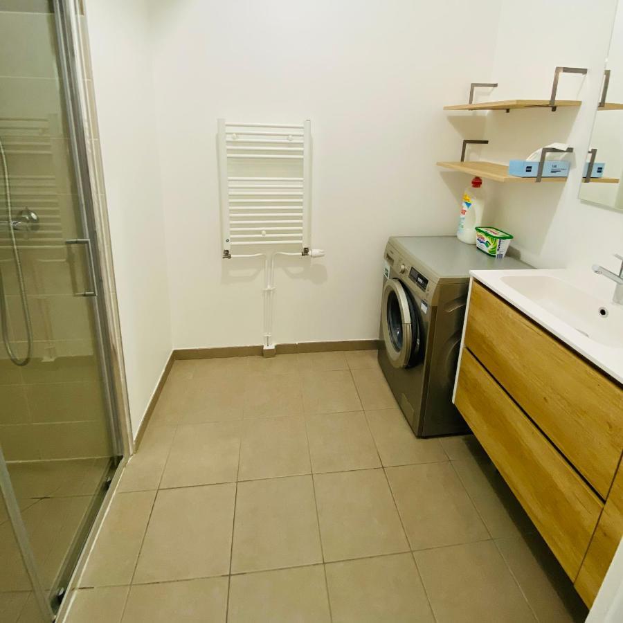Family Apartment Disneyland-Paris, Garden&Parking Монтеврен Екстериор снимка